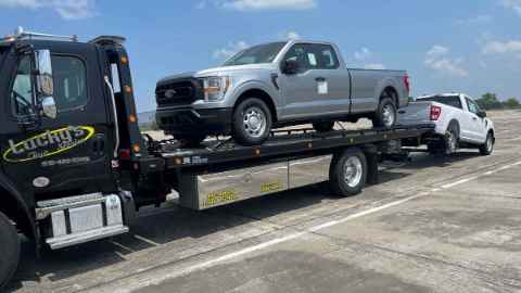 High End Car Towing Liberty MO